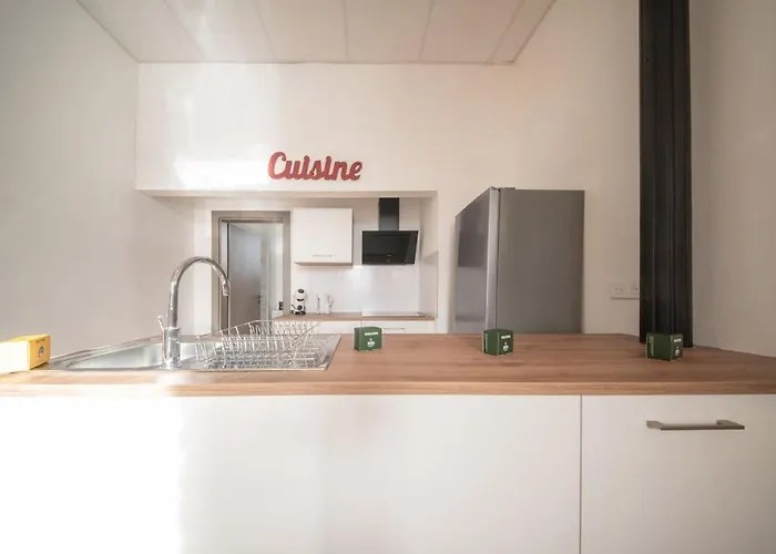 Le Bateau D'alma Chic For 6 People Apartment *